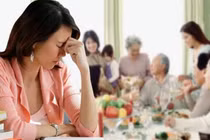 Chuyện vui của cô dâu thành phố về quê ăn Tết