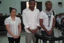 Thiếu nữ cấu kết với người nước ngoài lừa đảo tiền tỷ