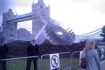 Sửng sốt thông tin về UFO và những "hắc nhân" bí ẩn