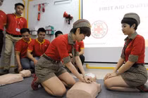 Tận mắt xem tiếp viên hàng không Việt khổ luyện