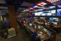 Có gì bên trong phòng điều khiển của NASA?