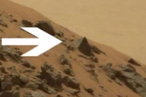 Robot của NASA tìm thấy Kim tự tháp trên sao Hỏa