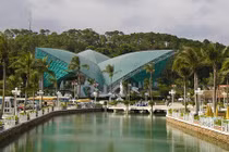 Soi giá “khét lẹt” ăn ngủ chơi ở đảo Tuần Châu