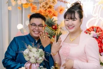 Hành động đáng yêu của chú rể trong đám cưới gây sốt mạng