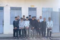 Lai Châu: Triệu tập 12 đối tượng mang dao đi hỗn chiến trong đêm