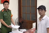 Hành động đẹp của tài xế taxi trả lại tài sản cho người đánh rơi