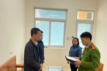 Bị khởi tố vì đập hỏng điện thoại của vợ ở Quảng Ninh