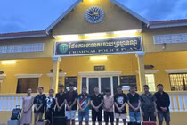Bắt 18 người ở Campuchia và Việt Nam lừa đảo 
