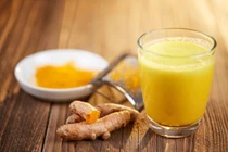 5 công dụng không ngờ khi thường xuyên uống tinh nghệ và mật ong