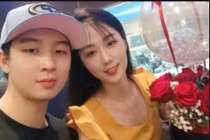 Cái kết đẹp cho mẹ đơn thân U50 yêu trai trẻ kém 22 tuổi