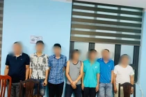 Hà Nội: Khởi tố 7 lái xe đánh bạc tại bãi trông giữ ô tô 