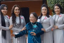 Gia tộc nổi tiếng 4 đời theo nghề hát với những vai diễn vàng son