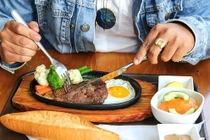  Từ việc thay đổi thói quen ăn uống, mẹ phát hiện bố ngoại tình 