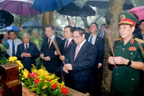 Thủ tướng Phạm Minh Chính về đền Hùng, dâng hương Giỗ Tổ Hùng Vương