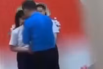 Cán bộ trường đẩy nữ sinh và loạt vụ giáo viên thiếu kiểm soát