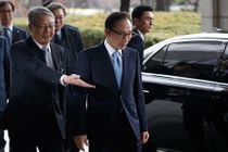 Cựu tổng thống Hàn Quốc Lee Myung Bak vướng vòng lao lý?