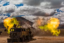 Ngỡ ngàng: Quân đội Lào sở hữu pháo tự hành tối tân