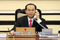 Chủ tịch nước Trần Đại Quang điện đàm với TT Donald Trump