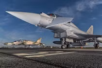 Eurofighter Typhoon: Cuồng phong châu Âu dành cho Su-35 của Nga