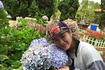 Vườn rau xanh mướt trên sân thượng của mẹ 9X Sài Gòn 