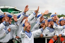 Chút tình từ đất liền gửi ra Trường Sa