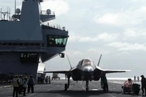 Mỹ bán F-35 cho Singapore để "kìm chân" Trung Quốc? 