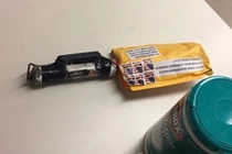 Nghi vấn cờ IS xuất hiện trên quả bom gửi tới CNN