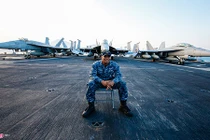 Hùng hậu lực lượng không quân trên tàu sân bay Mỹ thăm Việt Nam
