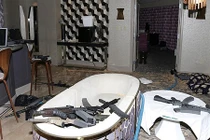 Kinh hoàng “kho” vũ khí của kẻ xả súng ở Las Vegas