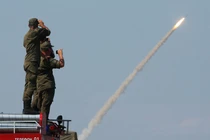 Tên lửa đã trao tay, phòng không Syria vẫn chưa dùng được S-300