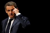 Cựu Tổng thống Pháp Sarkozy bị bắt