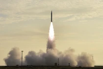 Lầu Năm Góc: Vũ khí Trung Quốc vượt trội hơn Mỹ