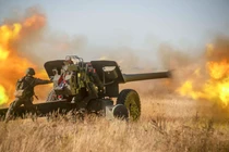 Sang như pháo binh Nga, bắn huấn luyện với 3.000 viên đạn pháo