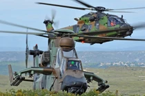 300 trực thăng không thể cất cánh, Quân đội Pháp còn lại gì?