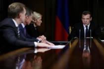 Thủ tướng Nga bị Mỹ đưa vào "tầm ngắm" trừng phạt