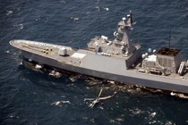 Tàu chiến Hàn Quốc mở radar ngắm bắn máy bay Nhật