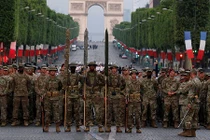 Tổng thống Trump muốn Quân đội Mỹ duyệt binh hoành tráng như Nga-Trung