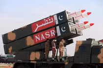 Xung đột Ấn Độ-Pakistan: Những ngón đòn "nguy hiểm"