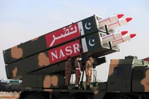 Xung đột Ấn Độ-Pakistan: Những ngón đòn "nguy hiểm"