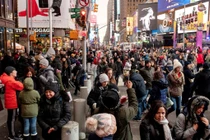 Thế giới rộn ràng chờ đón giao thừa, tiễn đưa năm cũ