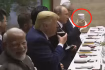 Tổng thống Putin "đại sứ thương hiệu" bất đắc dĩ cho cốc giữ nhiệt