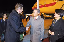 Mỹ trừng phạt chuyên cơ của Tổng thống Hàn Quốc?