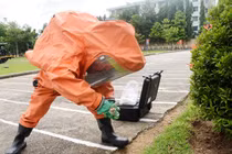 Mục kích lính phòng hóa Việt Nam huấn luyện chống vũ khí hóa học