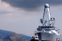 Ấn tượng vẻ đẹp khu trục hạm cao nhất châu Âu