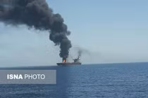 Tàu chở dầu lại bị dính ngư lôi gần bờ biển Iran