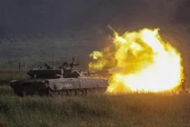Rùng mình xem dàn vũ khí Nga khai hỏa tại Army-2019