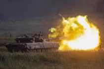 Rùng mình xem dàn vũ khí Nga khai hỏa tại Army-2019