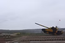 Đội tuyển xe tăng Việt Nam thành công trong ngày đầu tiên đua tài