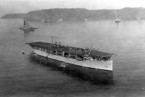 Kinh ngạc lai lịch tàu sân bay đầu tiên của Hải quân Mỹ