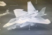 Phi công Su-35 Nga kể khoảnh khắc khóa mục tiêu F-22 ở Syria